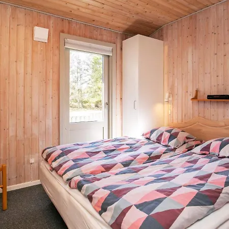 6 Person Holiday In Bl Vand בית נופש